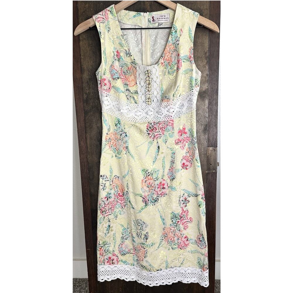 Vinntage Empire Waist Fairy mini Dress Sz XS Yellow Clover Regency Lace Sparkle